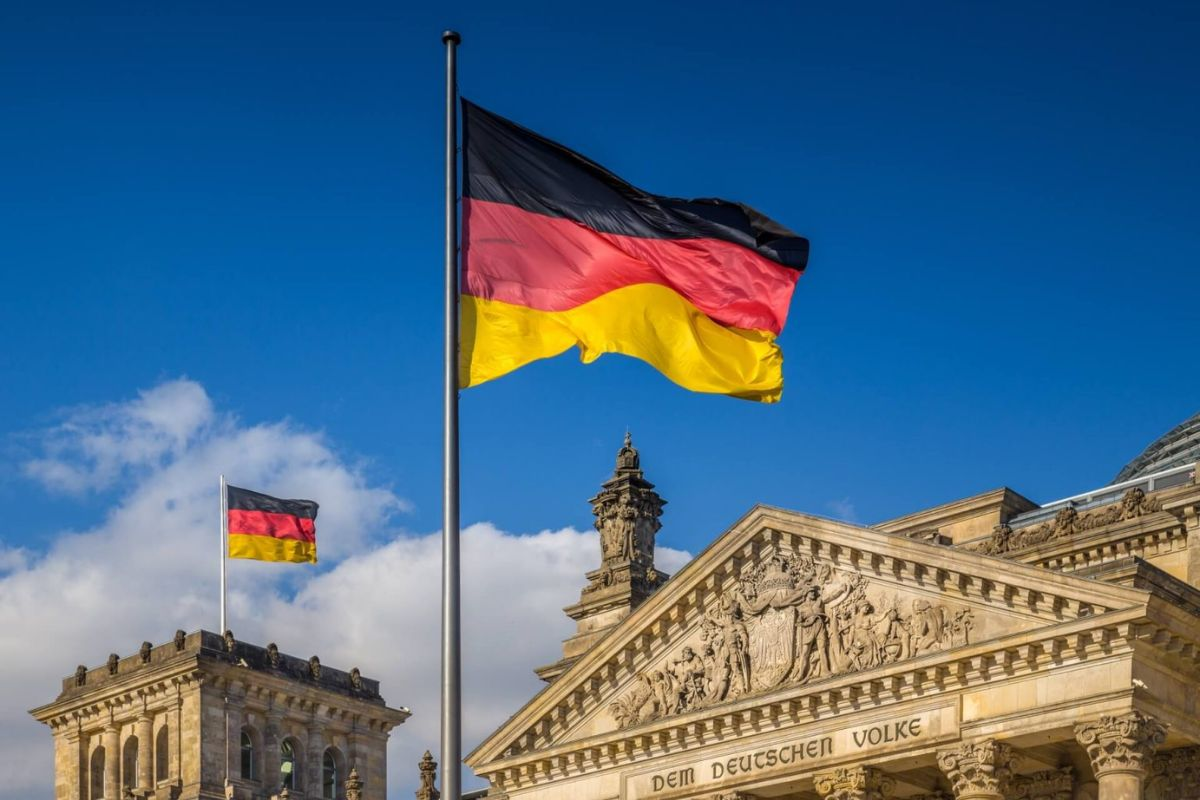 Germany's New Dual Citizenship Law: What You Need to Know (2024)