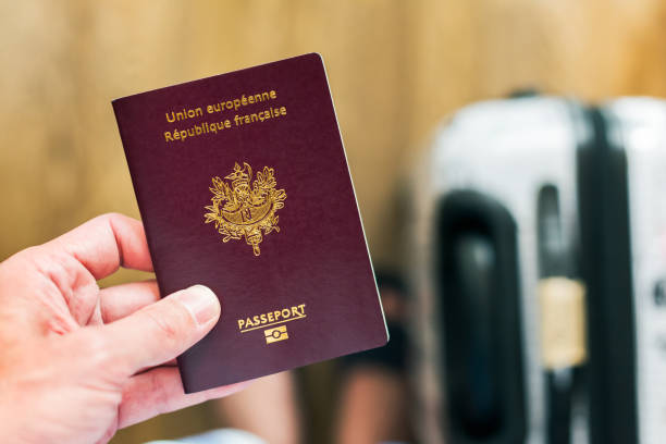 Eligibility Requirements for French Citizens